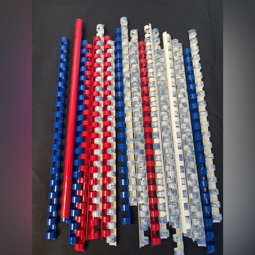 Colorful Binding Combs Set, 24 pieces, 1/4” sheet capacity 2-20